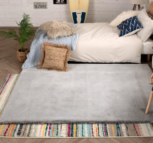 Quality Light Grey Colour Super Soft Plain Bedroom Living Room Bedside Shaggy Plush Faux Rabbit Fur Rugs Anti-skip Floor Mats